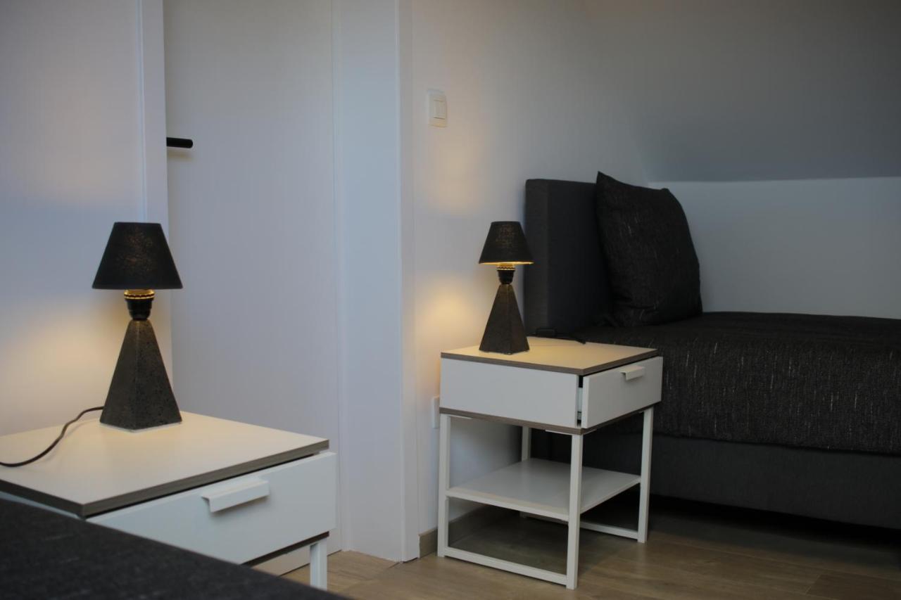 The Suite Escape Apartment Sand Sint-Lievens-Houtem Bagian luar foto